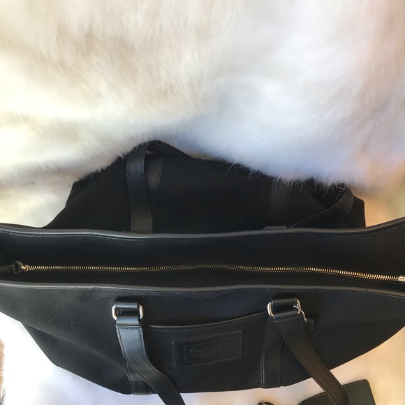 COACH WEEKENDER TRAVEL TOTE IN BLACK - Picture 5 of 6